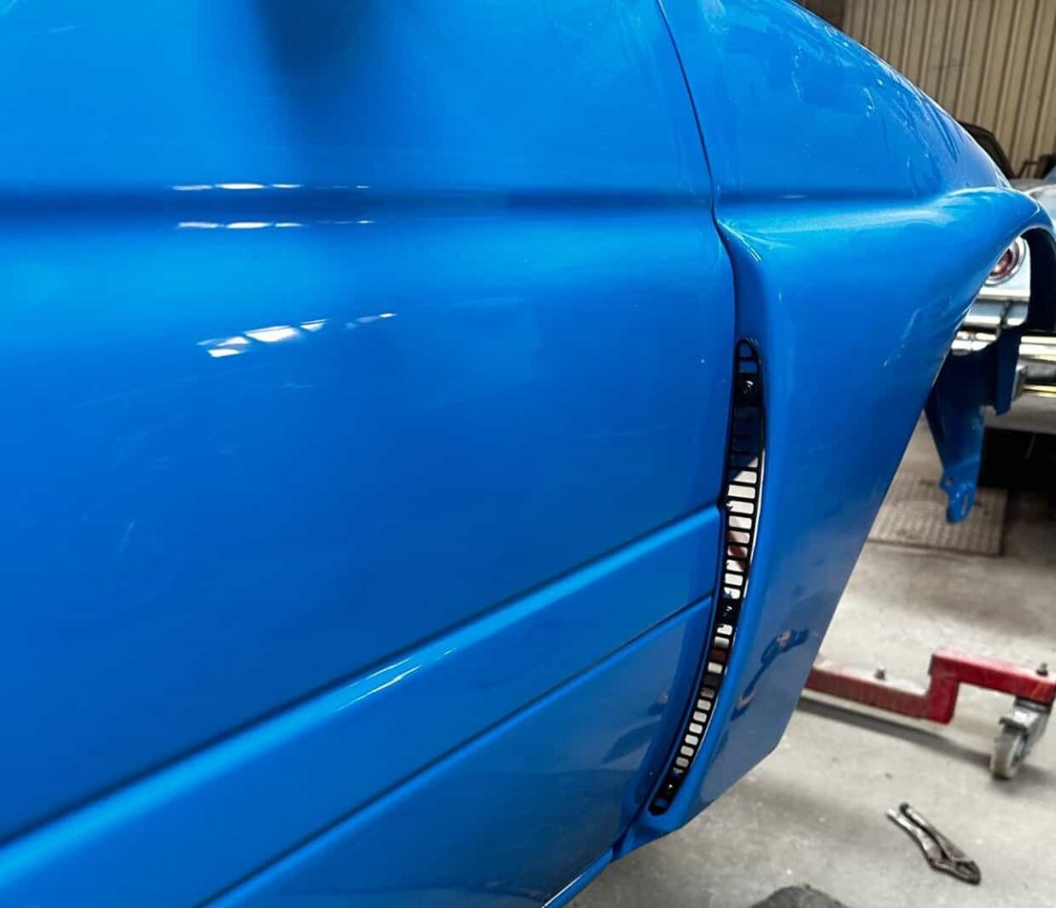 Wings & Side Vent Fitted